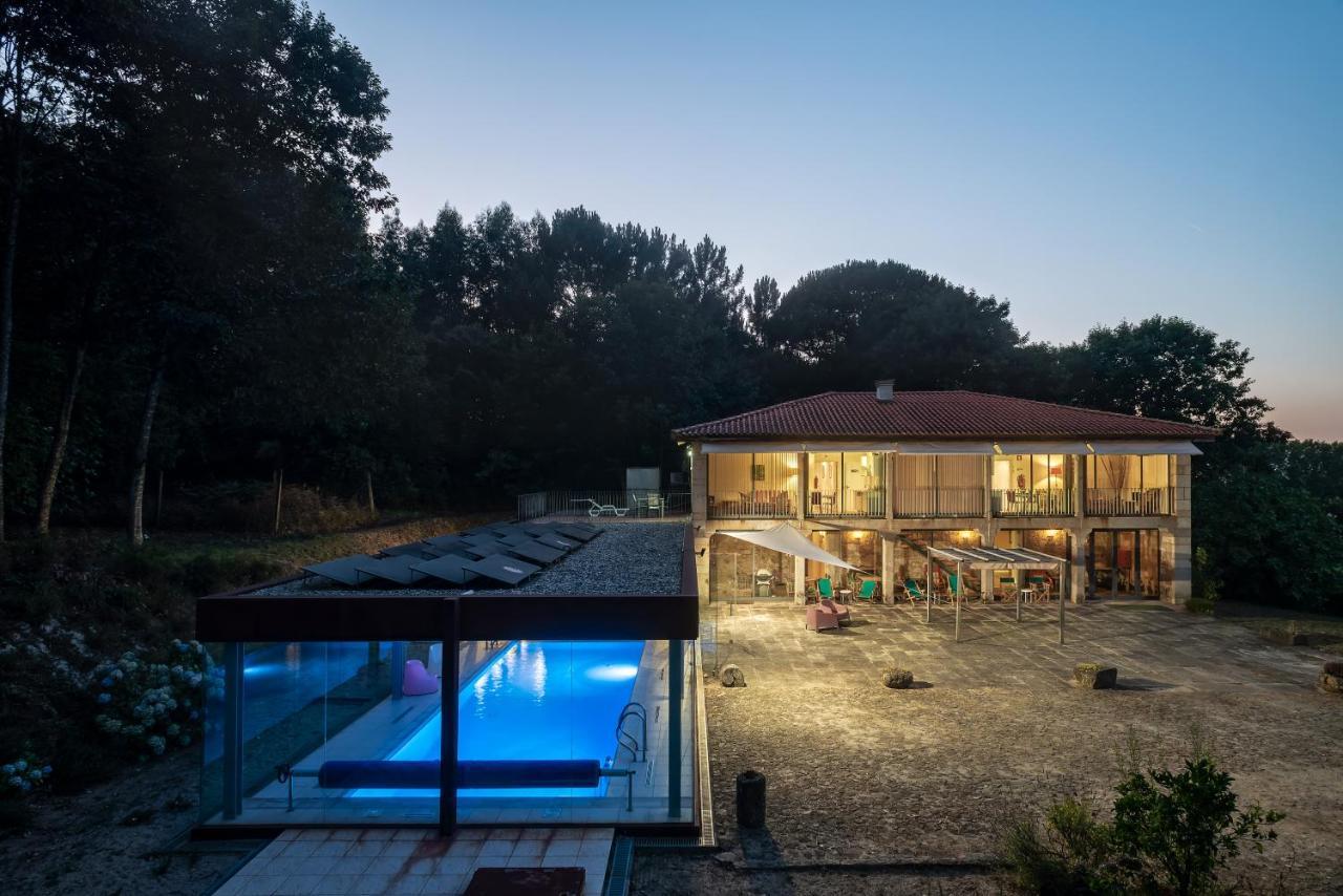 Сasa de vacaciones De Com Piscina Interior Braga
